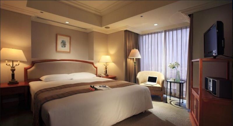 Han Hsien International Hotel Гаосюн Экстерьер фото